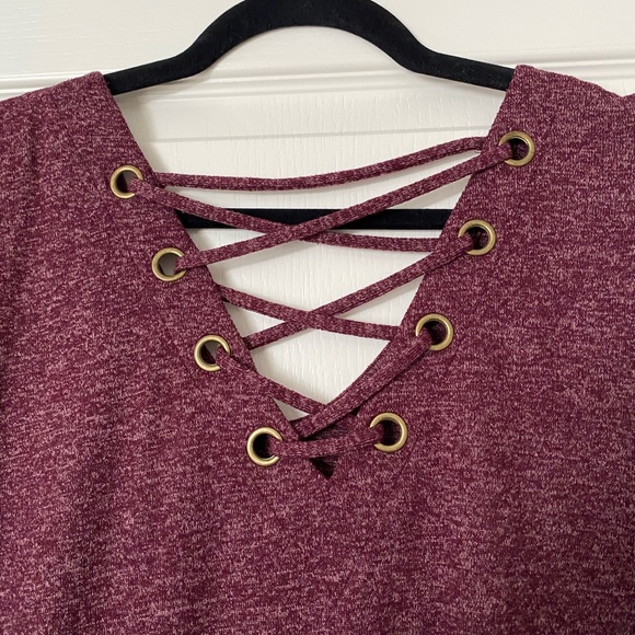 Maurices lattice back sweater tshirt burgundy 1x - Picture 10 of 10